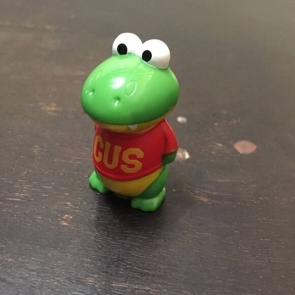 Alligator Action Figure Toy - Picture 1 of 5